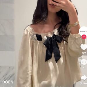 Doen Feli Top - Size Small, White Silk, Mother of Pearl Color